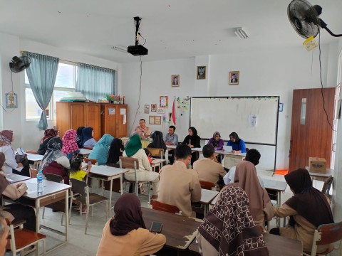 Rapat Perlombaan Menyambut Hari Kemerdekaan